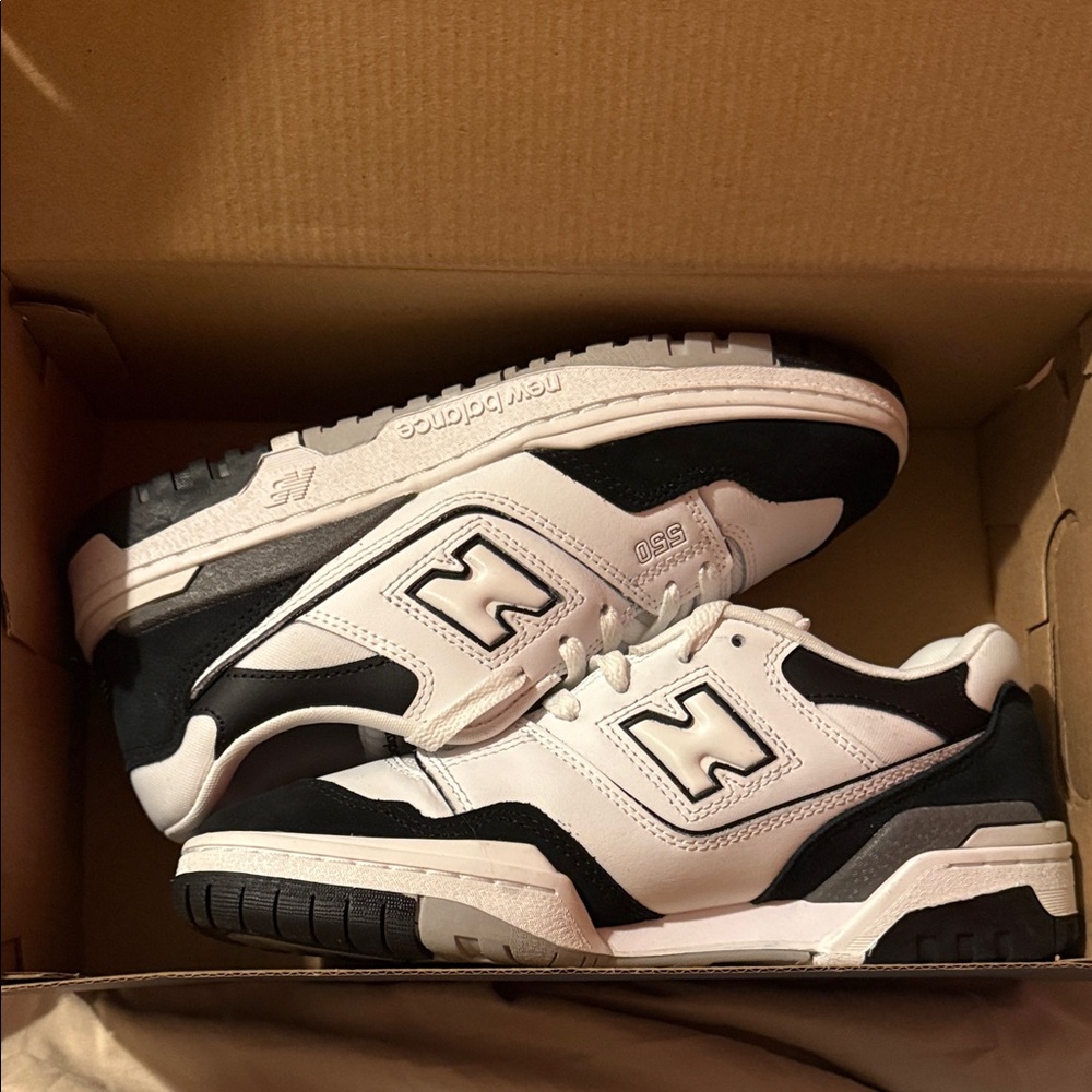 New Balance Men's White and Black Sneakers